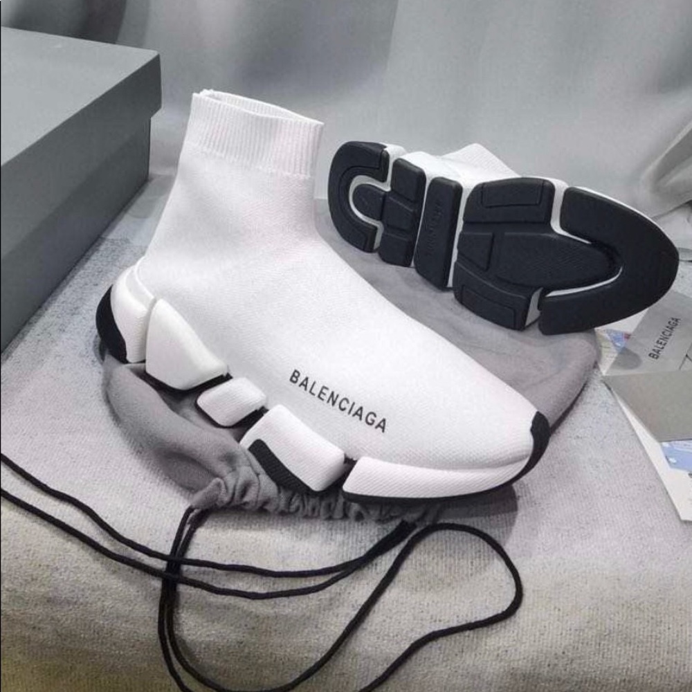 Valenciaga Paris sneakers
